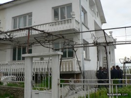 В Розово днес бяха настанени 17 сирийски бежанци (обновена)