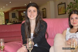 Боряна Назърова разговаря с участничките в “Царица Роза 2014“ - Част 1