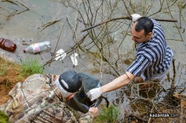 „Би Би Си Кейбъл” запретна крачоли и почисти язовир „Копринка”