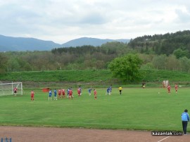 За по-малко от 20 минути Верея  реши двубоя с Розова долина