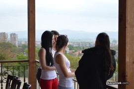 Боряна Назърова разговаря с участничките в “Царица Роза 2014“ - Част 2