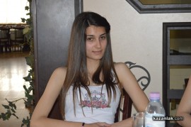 Боряна Назърова разговаря с участничките в “Царица Роза 2014“ - Част 2