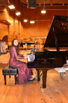 Казанлъшки пианисти спечелиха 12 награди от два конкурса