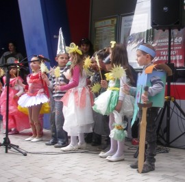 Детски празник под наслов „Да погалим природата – да опазим Земята“ / Новини от Казанлък