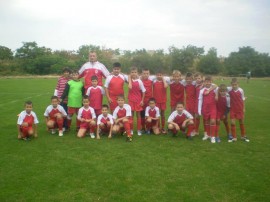 Децата на Розова долина вече са лидер в първенството Футбол 7 / Новини от Казанлък