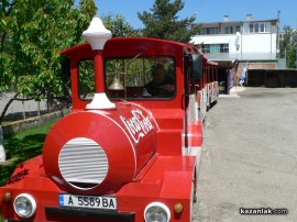В Казанлък: За каруци може за влакчета - не може