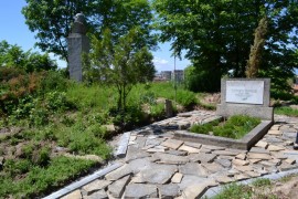 Кметът Галина Стоянова лично инспектира работата по рехабилитацията на парковете „Розариум“ и „Тюлбето“