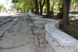 Кметът Галина Стоянова лично инспектира работата по рехабилитацията на парковете „Розариум“ и „Тюлбето“