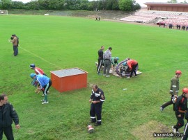 Казанлъшките пожарникари с победа в състезание по пожароприложен спорт