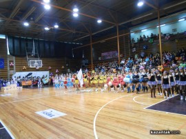 Казанлъшки мажоретки донесоха купи от национален фестивал