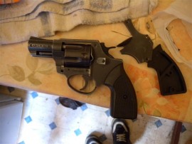 ДАНС разкри незаконна работилница за оръжие в Крън