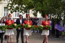 Празнична хроника: С почит към 24 май