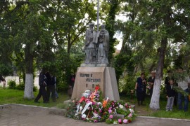 Празнична хроника: С почит към 24 май