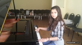 В Москва и Санкт Петербург аплодираха казанлъшки пианисти