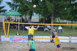 Дъждът не попречи на турнира по плажен волейбол