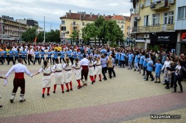 Тъпан бие, хоро се вие 2014 / 2