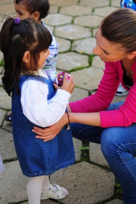 На 1 юни ББЦ – Казанлък зарадва децата в дома в Бузовград
