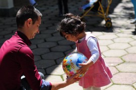 На 1 юни ББЦ – Казанлък зарадва децата в дома в Бузовград