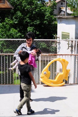 На 1 юни ББЦ – Казанлък зарадва децата в дома в Бузовград