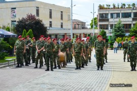 Празник на Казанлък - водосвет и церемония по издигане на знамето