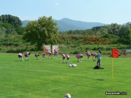 Започна футболният турнир за купа Роза