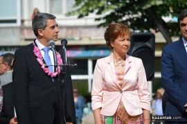 С военни почести в Казанлък бе посрещнат Президентът на Република България /видео/