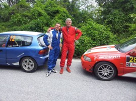 Отборни и индивидуални купи за казанлъшките автомобилисти