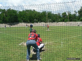 Бейзболният тим на Казанлък може да се включи в първенството при мъжете