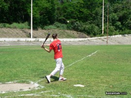 Бейзболният тим на Казанлък може да се включи в първенството при мъжете