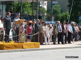 В Казанлък министърът и началникът на отбраната изпратиха новия ни контингент за Афганистан