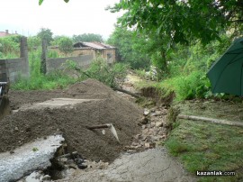 Ден след наводнението в Турия жителите на селото се притесняват водният ад да не се повтори