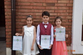 Пореден фурор на казанлъшките пианисти