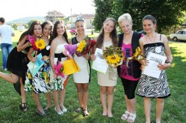 В Павел баня младежи си избраха “Мис Полянка“ / Новини от Казанлък