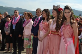 150 хиляди туристи и гости посетиха Казанлък в кулминацията на Празника на розата / Новини от Казанлък