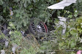 Джип изхвърча от пътя близо до Шипка