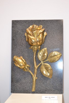 Седем откупки още на откриването на благотворителната изложба за храм „Св. Георги Победоносец“ в Средногорово