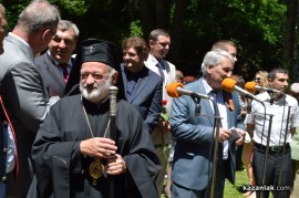 Храм-паметник Рождество Христово откриване на кръст-паметник