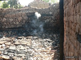 Автомобил и плевня изгоряха напълно тази сутрин