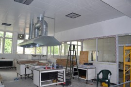 Усилено се работи по ремонта на Детска млечна кухня - Казанлък