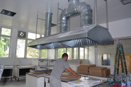 Усилено се работи по ремонта на Детска млечна кухня - Казанлък / Новини от Казанлък