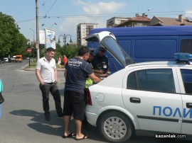 Катастрофа блокира за минути движението по бул. „Александър Батенберг“