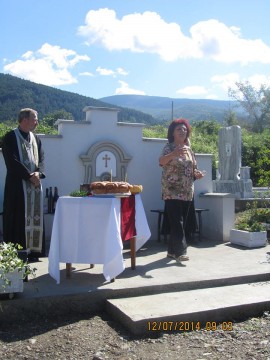 Доброволци от Шипка съградиха с двете си ръце чешма