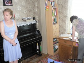 Съдебен изпълнител влезе в жилището обитавано от Мария Бошнакова и децата й