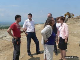 Видео от посещението на Министъра на околната среда и водите