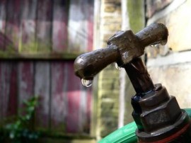 Спира се водоподаването в кв. „Кулата“ / Новини от Казанлък