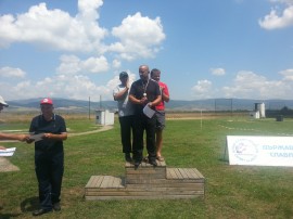 Казанлъчани се класираха за финала на първенството по ловна стрелба