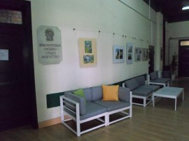 Библиотеката ни става все по-модерна благодарение на дарители