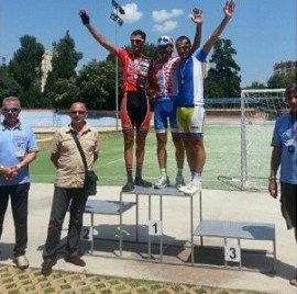 Станислав Заралиев с медал от Държавното първенство по колоездене на писта