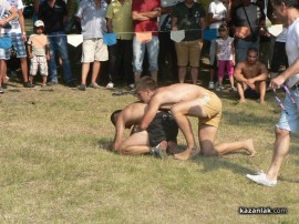 Божидар Бояджиев бе награден с шиле за победата си на народните борби в Овощник