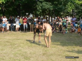 Божидар Бояджиев бе награден с шиле за победата си на народните борби в Овощник